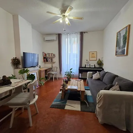 - Centre- Film Festival Daire